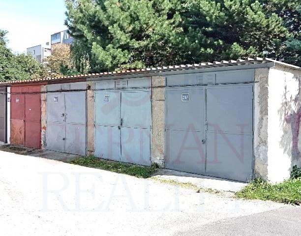 Garáž 6 x 3m/ 18 m2 Sídlisko Nad jazerom