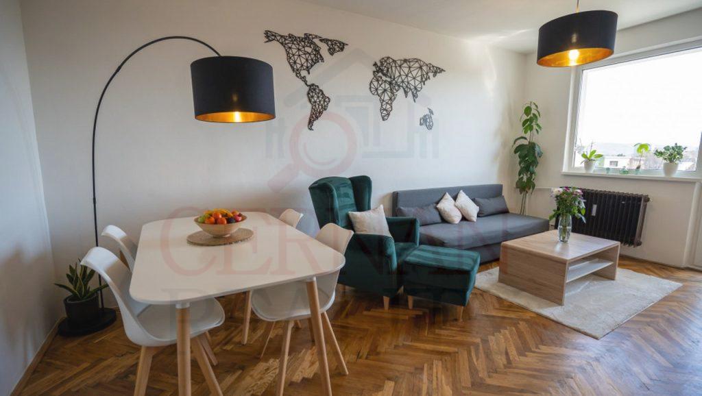 3 izbový byt 69 m2 s balkónom 3 m2 5. poschodie Košice Hutnícka