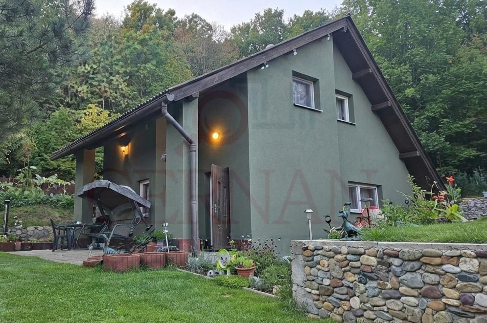 Murovaná chata 65m2, 433m2 poz., OV - Bukovec, Košice-okolie
